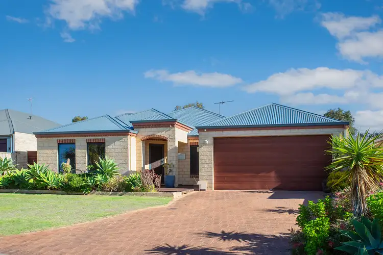 8 Prestwick Road, Dunsborough WA 6281