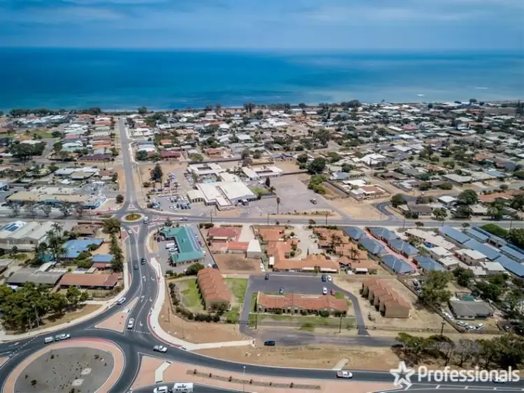 Sixth view of Homely unit listing, 14/125 Railway Street, Bluff Point WA 6530