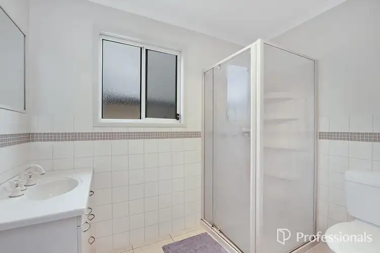 Sixth view of Homely townhouse listing, 2/337 Gray Street, Hamilton VIC 3300