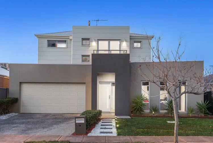 12 Mowbray Drive, Point Cook VIC 3030