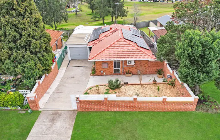 Main view of Homely house listing, 7 Lodestone Place, Eagle Vale NSW 2558