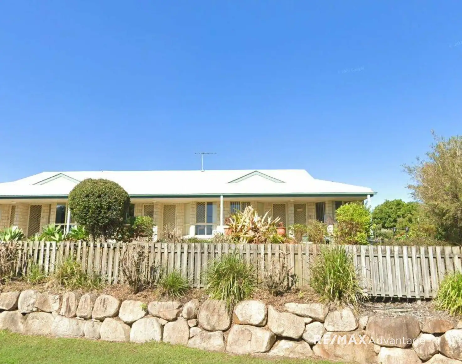 Main view of Homely unit listing, 2/10 Federation Street, Wynnum West QLD 4178