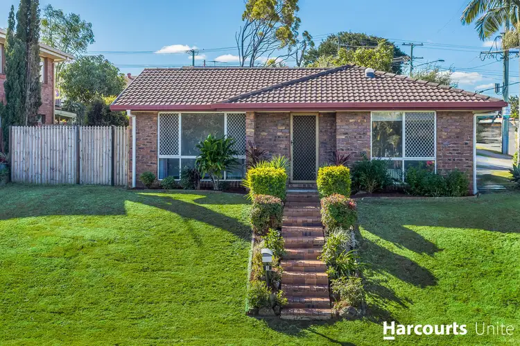 1 Highfield Crescent, Strathpine QLD 4500