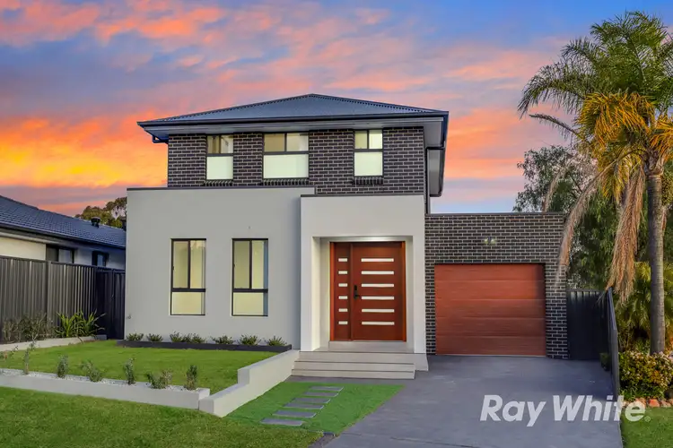 1 Juba Close, St Clair NSW 2759