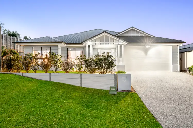 11 Vanna Place, Redland Bay QLD 4165