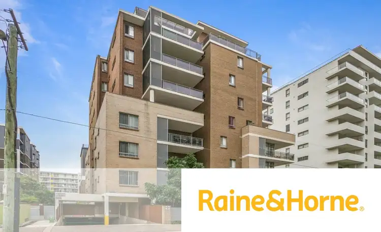 2/3-5 Browne Parade, Warwick Farm NSW 2170