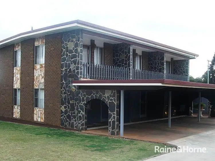 4/4 Tuite Street, Kingaroy QLD 4610