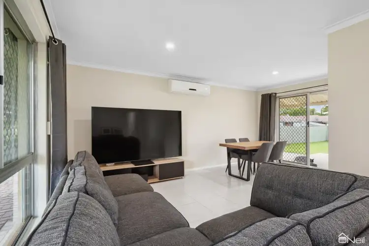 Sixth view of Homely house listing, 16 Ainsley Court, Camillo WA 6111