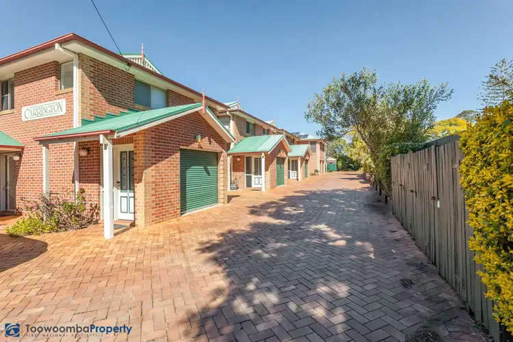 2/150 Russell Street, Newtown QLD 4350