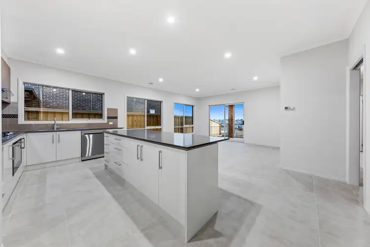 Fifth view of Homely house listing, 3 Chesney Rise, Officer VIC 3809