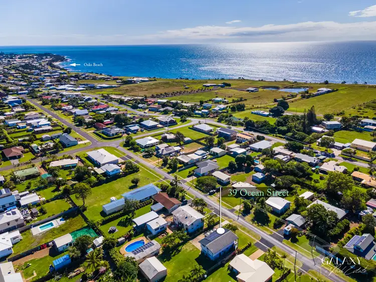 39 Ocean St, Burnett Heads QLD 4670