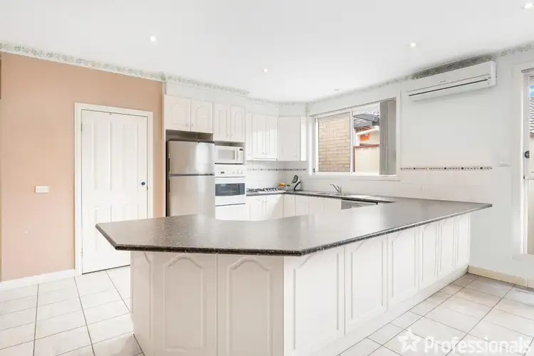 Sixth view of Homely house listing, 7 Hillcrest Drive, Hillside VIC 3037