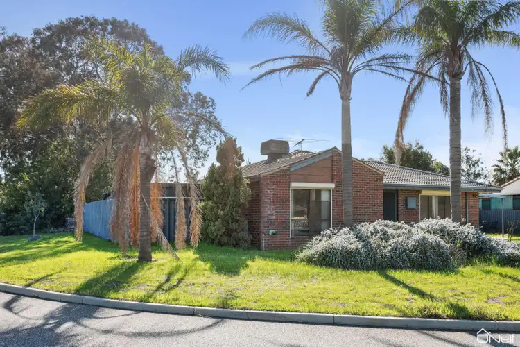 Second view of Homely house listing, 4 Dollis Way, Camillo WA 6111