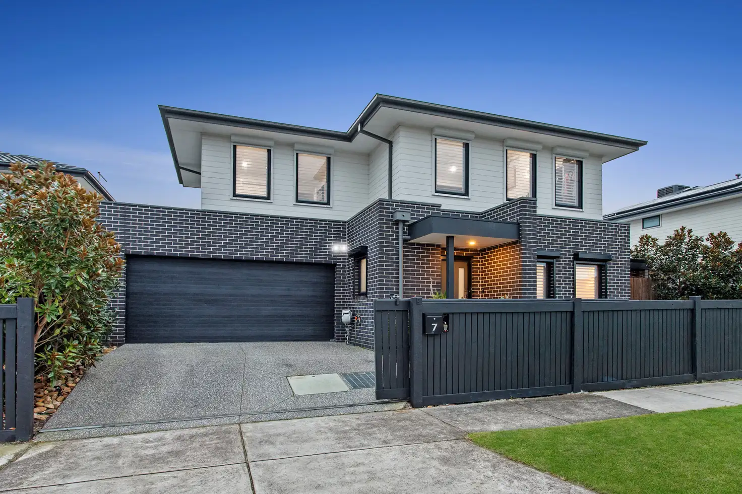 Main view of Homely townhouse listing, 7 Ashleigh Street, Frankston VIC 3199