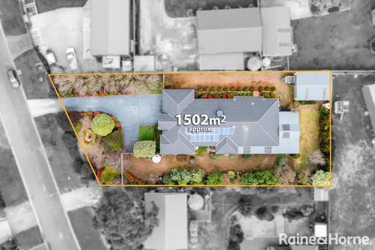 Sixth view of Homely house listing, 3 Sullivan Court, Romsey VIC 3434