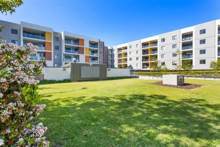 Third view of Homely house listing, 32/1 Stockton Bend, Cockburn Central WA 6164