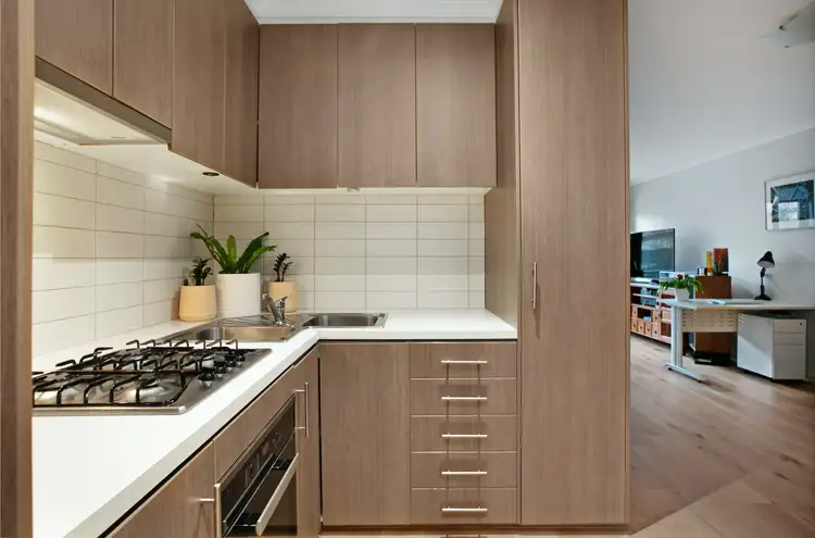 Fifth view of Homely apartment listing, 6/63 Roseberry Avenue, Preston VIC 3072