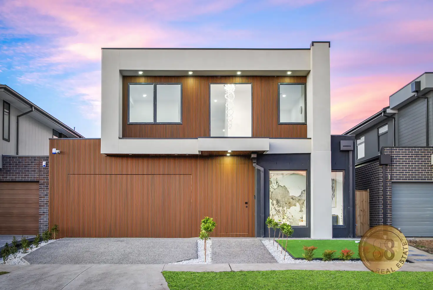 Main view of Homely house listing, 10 Tulla Circuit, Burnside VIC 3023