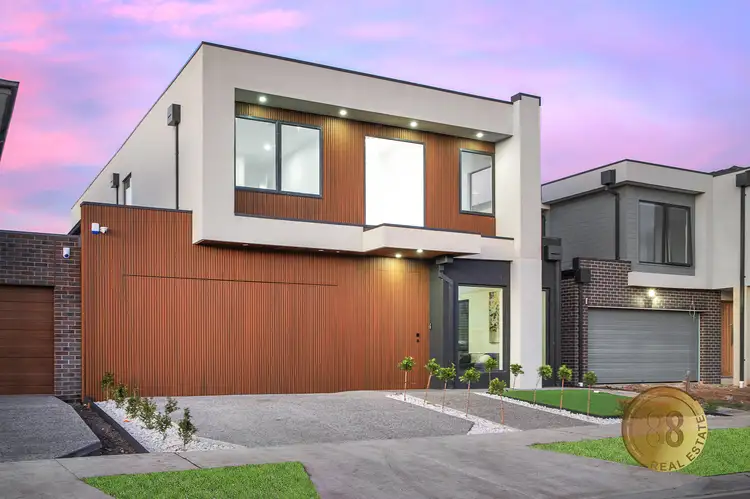 Second view of Homely house listing, 10 Tulla Circuit, Burnside VIC 3023
