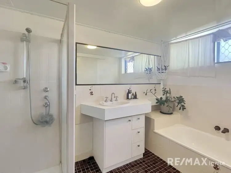 Sixth view of Homely apartment listing, 6/37 Cadell Street, Toowong QLD 4066