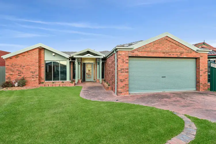 99 John Paul Drive, Hillside VIC 3037
