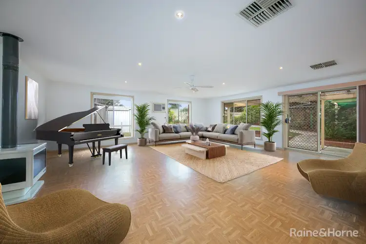 Fifth view of Homely house listing, 27 Woodstock Close, Sunbury VIC 3429