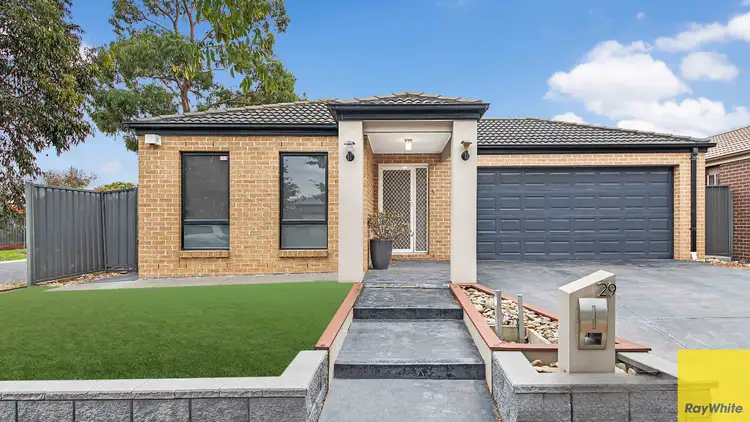 29 Mayesbrook road, Manor Lakes VIC 3024