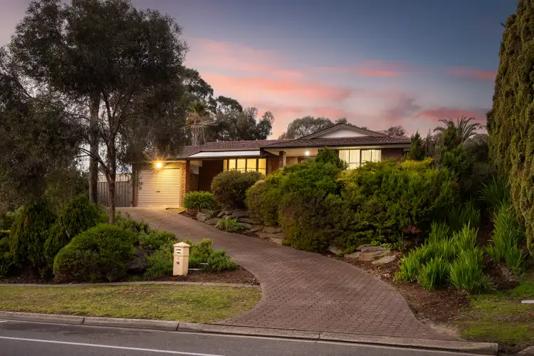 5 Southern Cross Drive, Happy Valley SA 5159