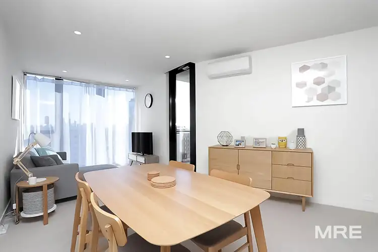 8 Daly Street
