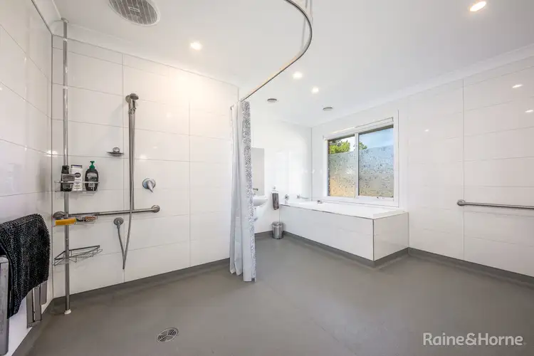 Seventh view of Homely house listing, 15 Malbec Court, Sunbury VIC 3429