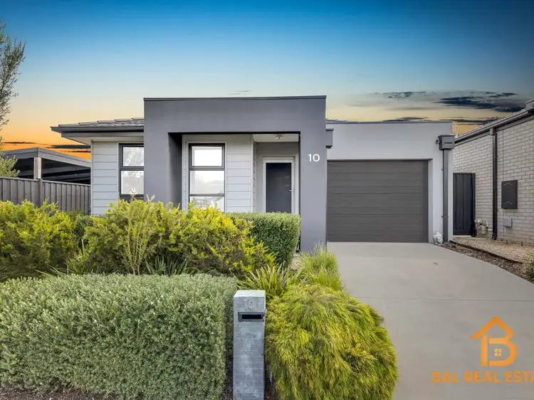 Main view of Homely house listing, 10 Kyeamba Circuit, Bacchus Marsh VIC 3340