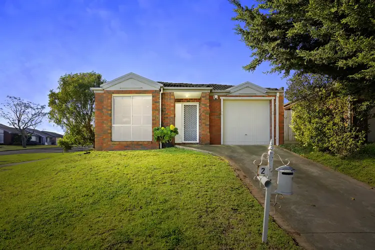 2 Kimbarra Drive