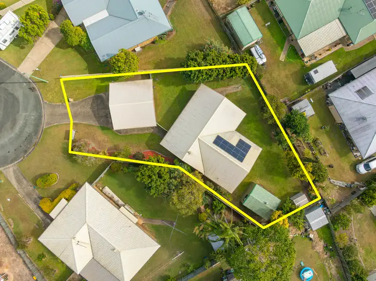 5 Westphal Court, Southside QLD 4570