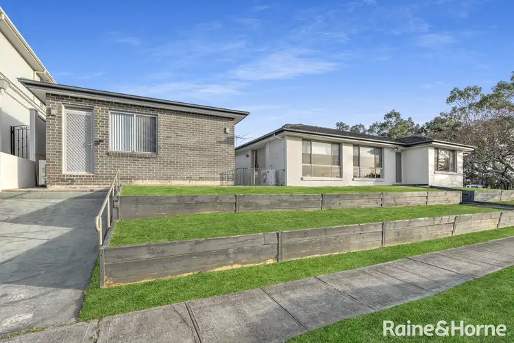 32 & 32A Bathurst Street, Wakeley NSW 2176