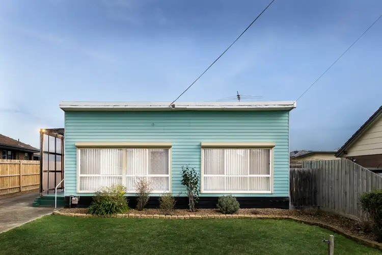 16 Lawson Street, Sunbury VIC 3429