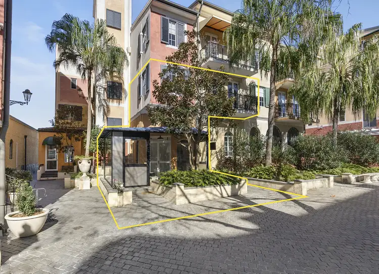 17/3030 The Boulevard, Carrara QLD 4211