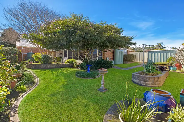 Second view of Homely house listing, 5 Peta Close, Bateau Bay NSW 2261