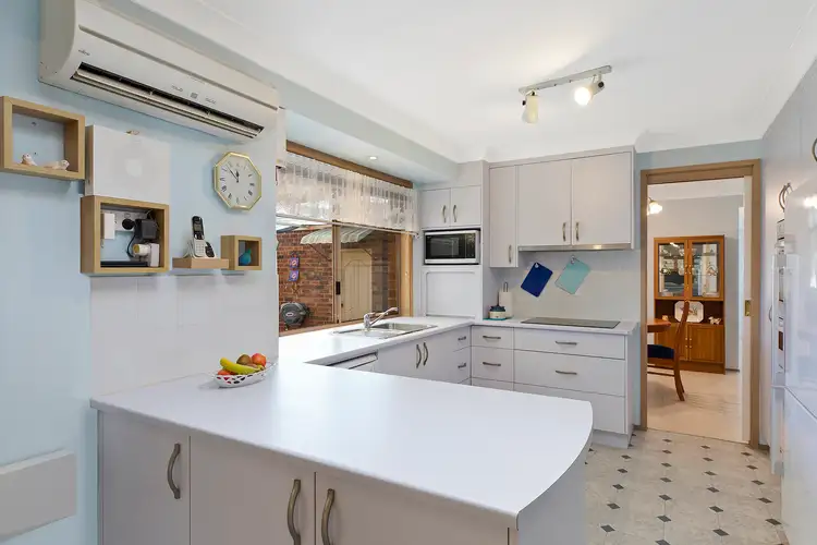 Fifth view of Homely house listing, 5 Peta Close, Bateau Bay NSW 2261