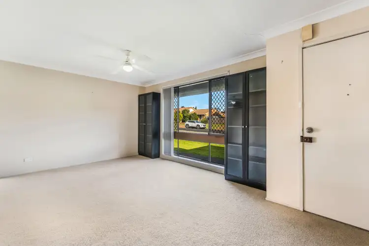 Fifth view of Homely villa listing, 1/65 Fuchsia Crescent, Macquarie Fields NSW 2564