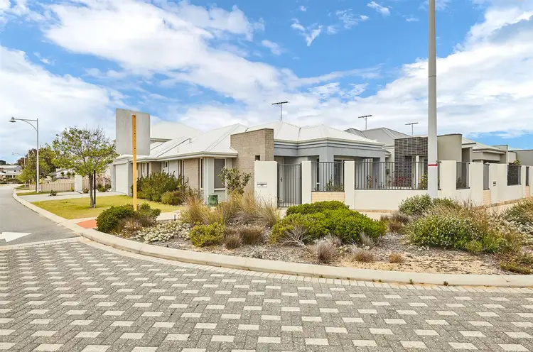 1/198 Hamilton Road, Spearwood WA 6163