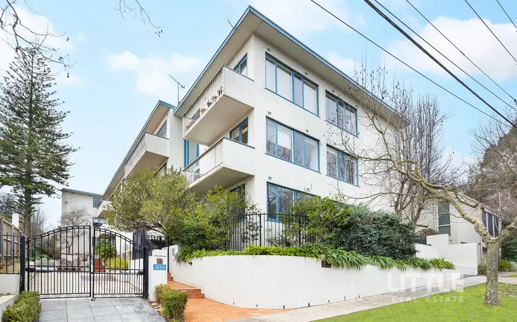 8/3 Struan Street, Toorak VIC 3142