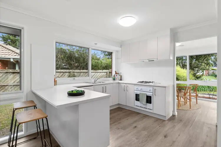 Fourth view of Homely house listing, 5 Carnarvon Court, Sunbury VIC 3429