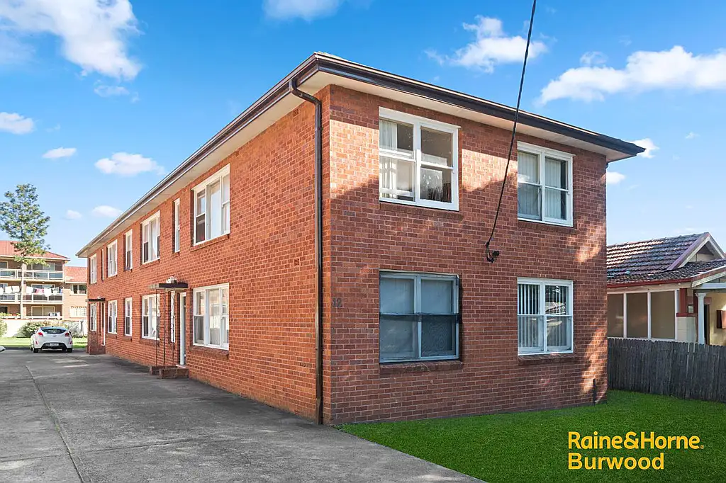 Main view of Homely unit listing, 5/12 Fourth Avenue, Campsie NSW 2194