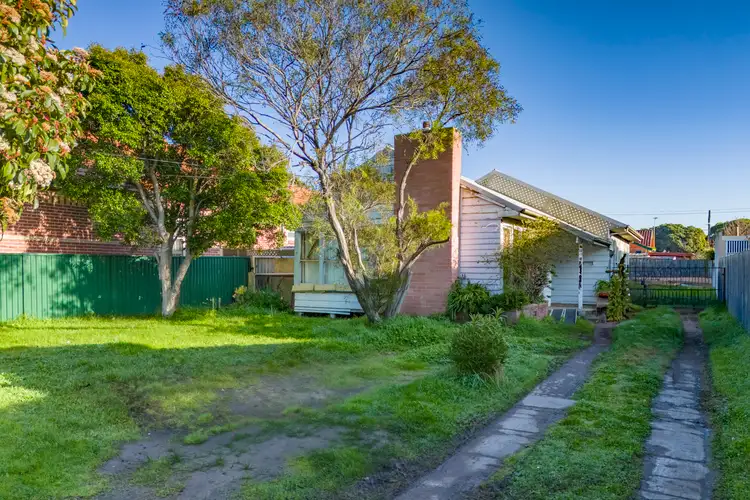15 Lane crescent, Reservoir VIC 3073
