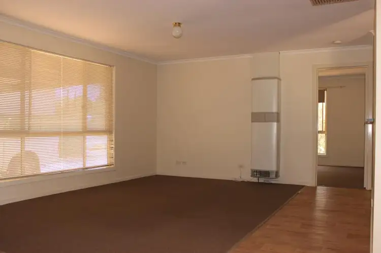 Fifth view of Homely house listing, 4 Pogona Court, Roxby Downs SA 5725