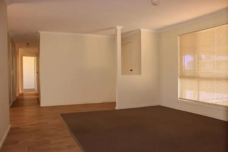 Sixth view of Homely house listing, 4 Pogona Court, Roxby Downs SA 5725