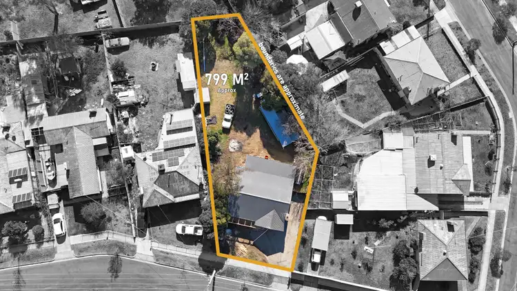 Second view of Homely house listing, 2 Batchelor Crescent, Wangaratta VIC 3677