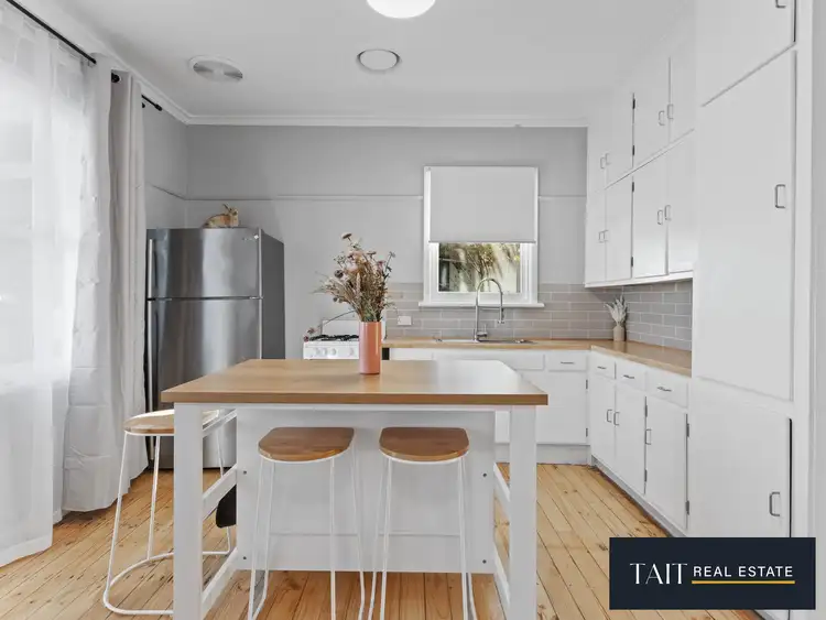 Fourth view of Homely house listing, 2 Batchelor Crescent, Wangaratta VIC 3677