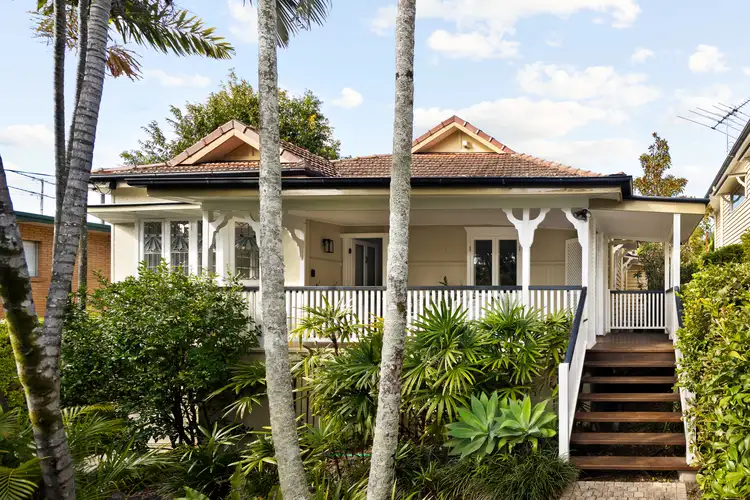 123 Crescent Road, Hamilton QLD 4007