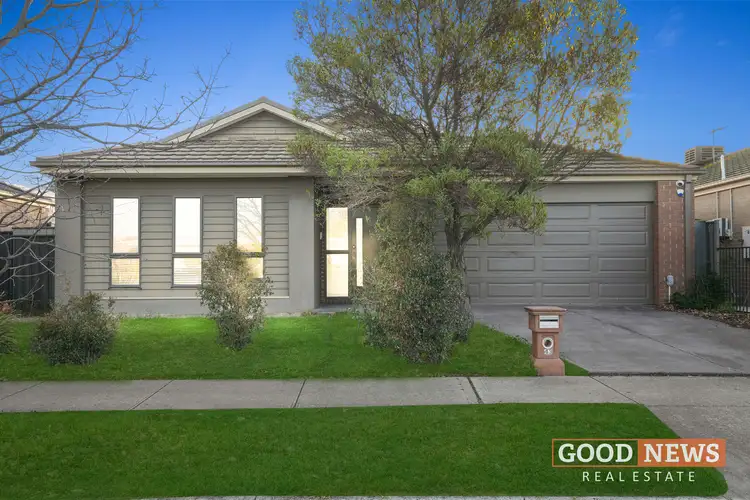 43 Minindee Road, Manor Lakes VIC 3024